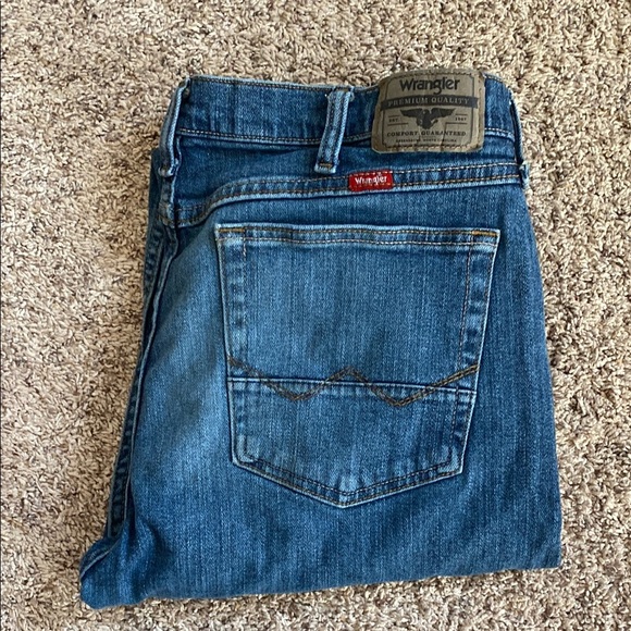 Wrangler Slim Straight Jeans size 36x30 - Picture 2 of 7